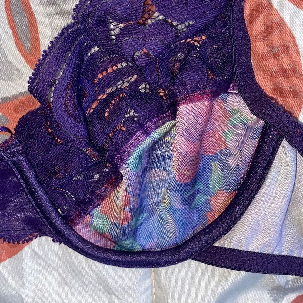 VTG Vintage Vanity Fair 1980s EUC Bra Purple Floral Lace Colorful Dopamine 34B - Picture 4 of 10